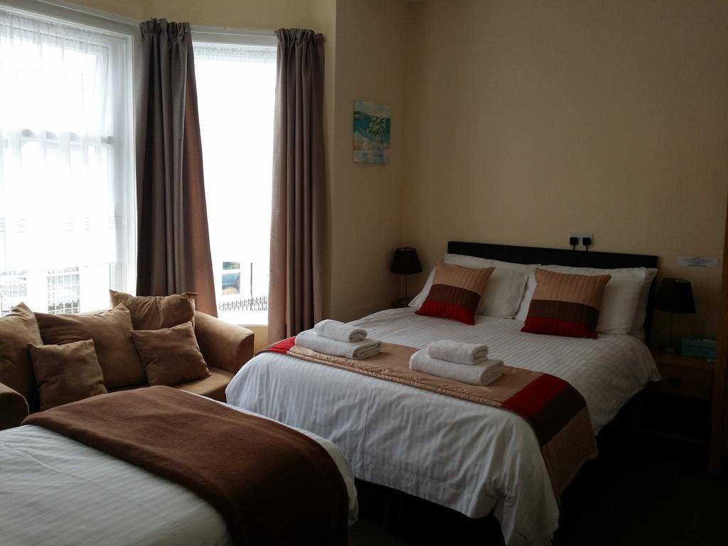 The House Guest house