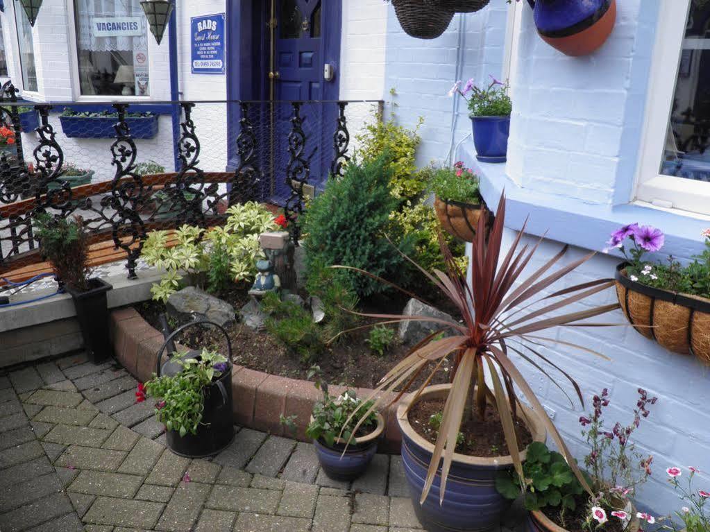 The House Guest house